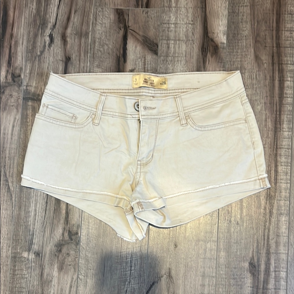 Hollister Cream Jean Shorts Frayed Hem Low-Rise
